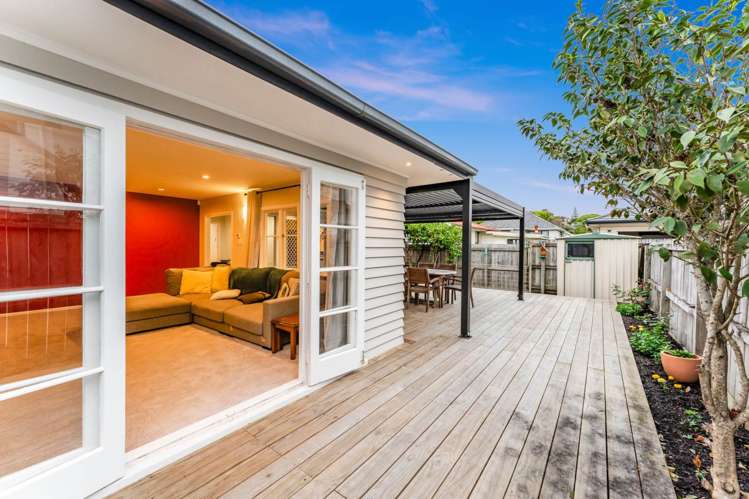 11 Waddell Avenue Pt England_18