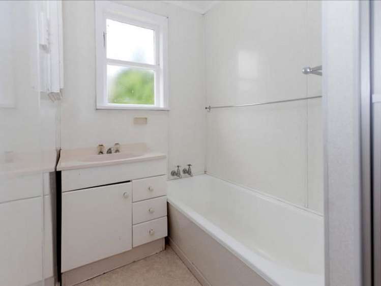 2 Margaret Avenue Mount Albert_6