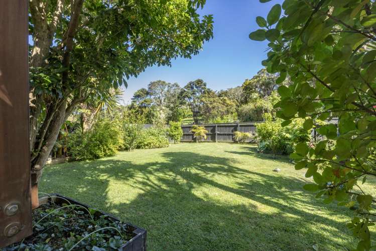 125 Seaview Road Piha_8