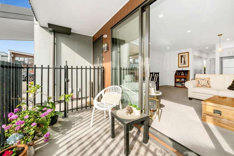 1/11 Paketai Lane Beachlands_11