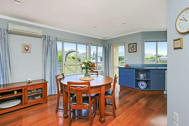 22 Brompton Drive Taradale_4