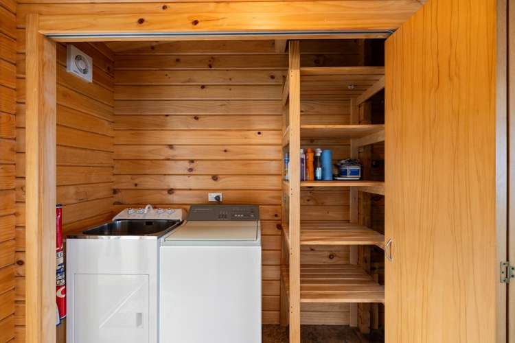 19b Tuawera Terrace Sumner_13