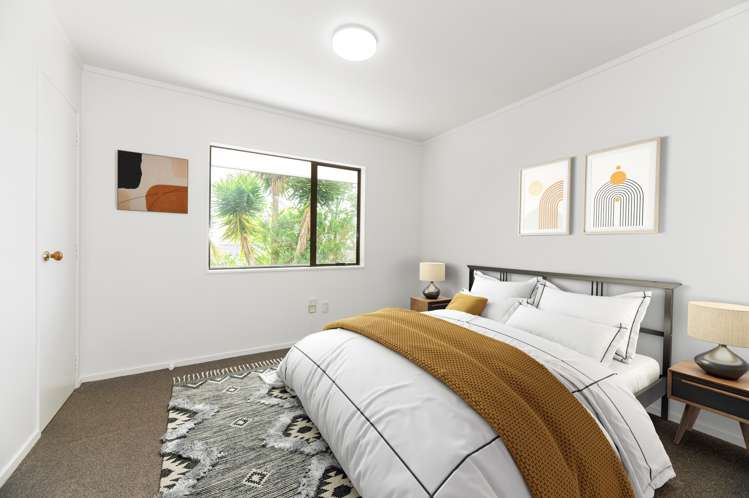 1/12 Netherlands Avenue Kelston_7