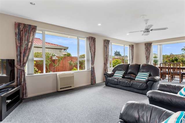 16 Thistledown Place Woolston_2