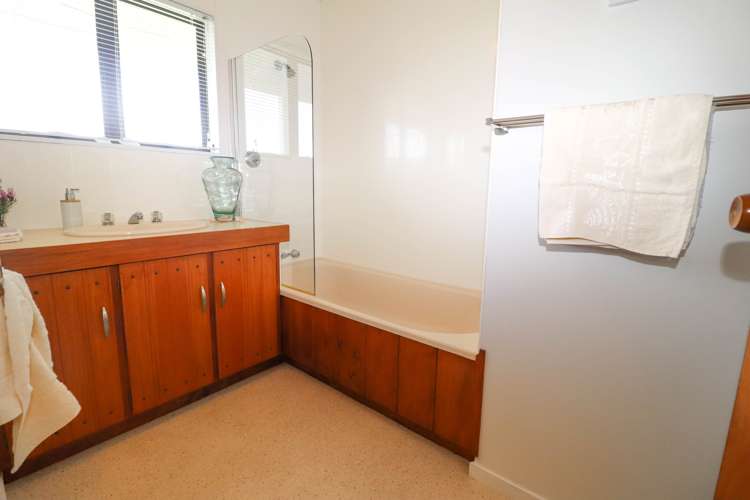 402 Garden Place Thames_11