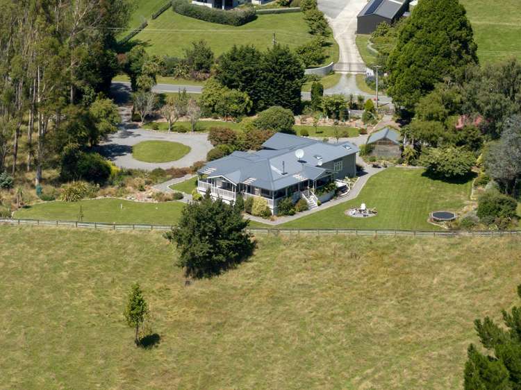 808 Whitemans Valley Road Whitemans Valley_37