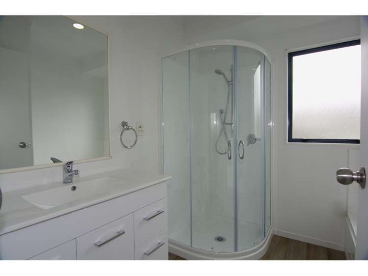 5a Howden Street Waiuku_9