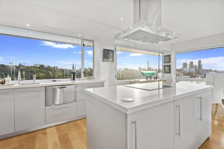 51/258 Parnell Road_3