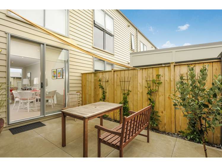 8b Vialou Lane Stonefields_15