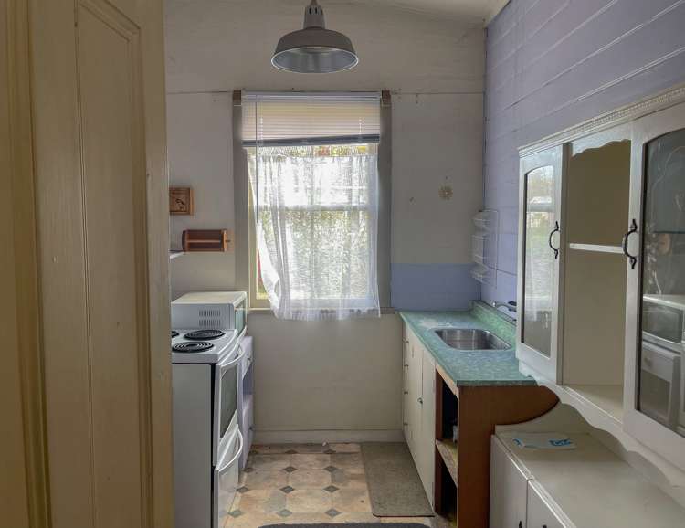 102 Broadway Reefton_6