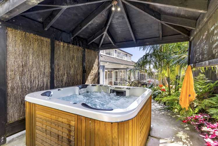 17 Willowbank Close East Tamaki Heights_25