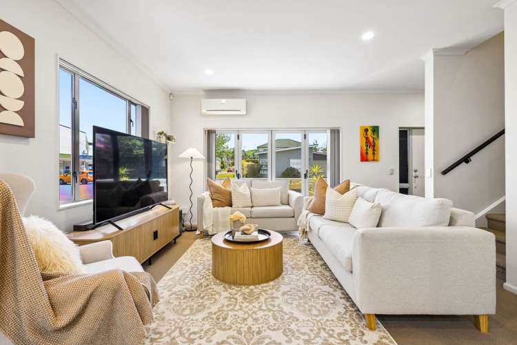 41 Mandival Avenue Flat Bush_3