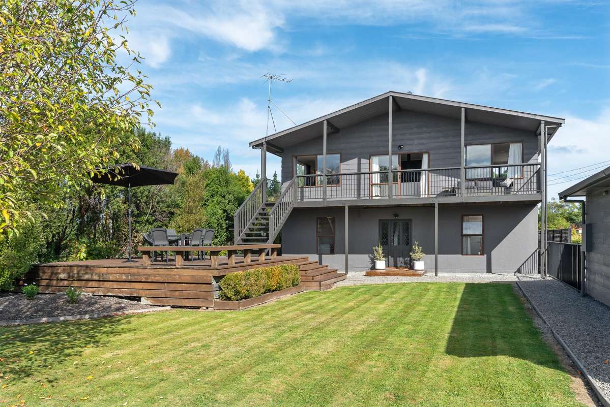 35 Millard Avenue_0