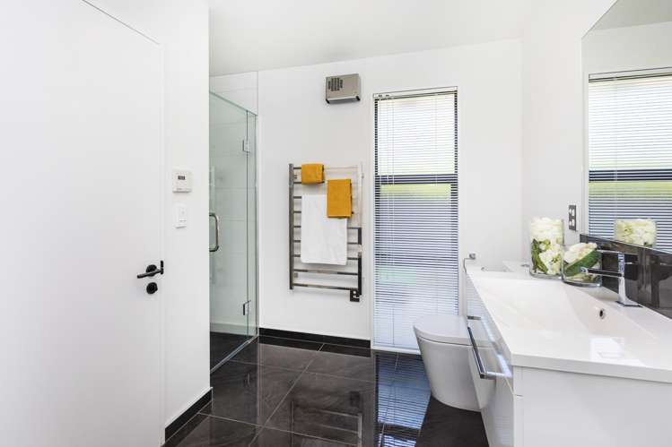 93 Edgeware Road Saint Albans_19