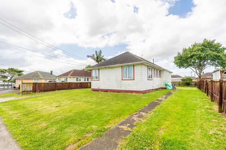16 Matamata Place Otara_3
