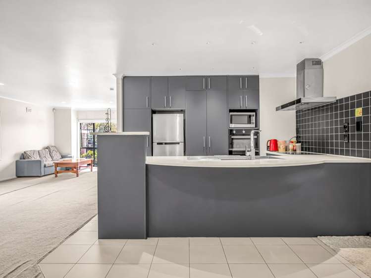 54 Magic Way Randwick Park_24