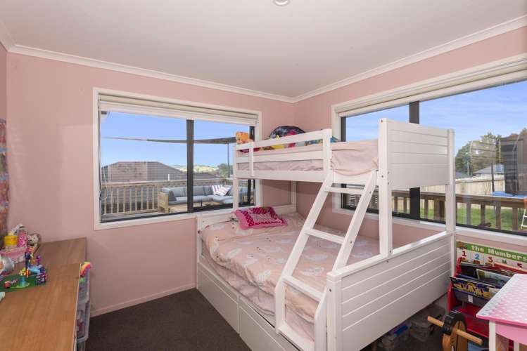 76 Pebble Beach Boulevard Te Kamo_5