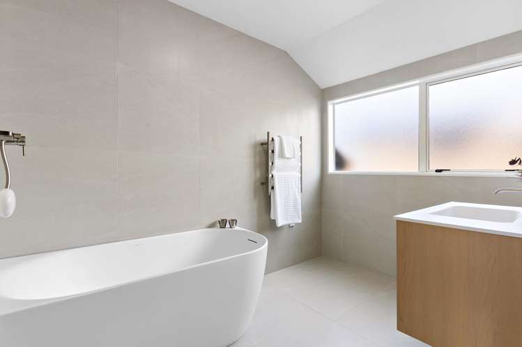 74a Paihia Road One Tree Hill_16