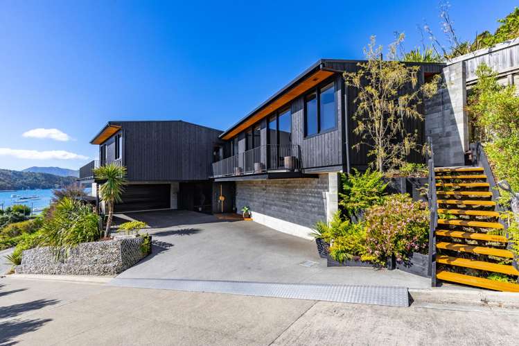 324A Waikawa Road Waikawa_1