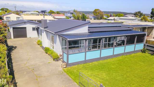 16 Linklater Avenue Foxton Beach_1