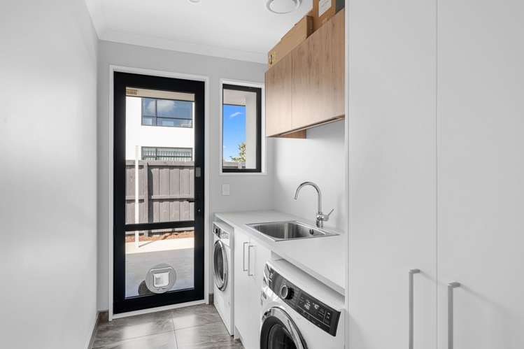 8 Hull Crescent Lincoln_21