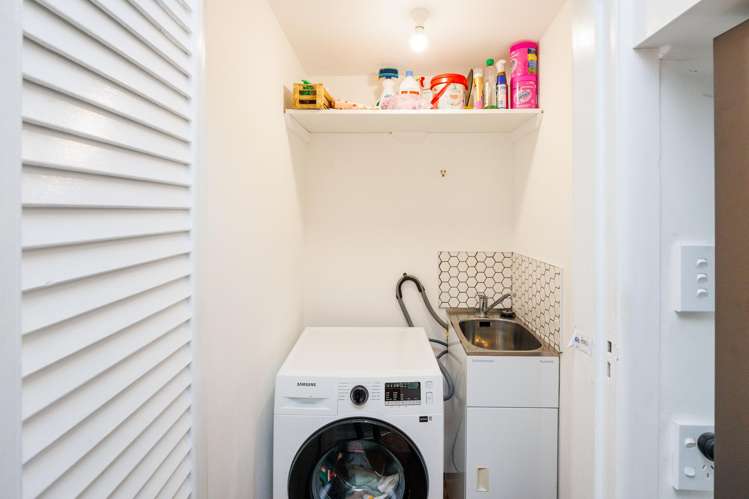 13 + 13A Potaka Street Marton_17