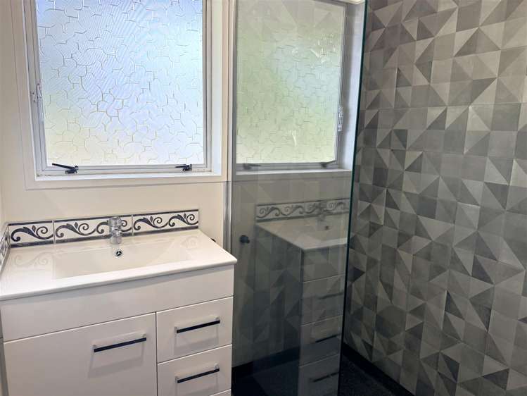 21 Arnott Heights Greymouth_10