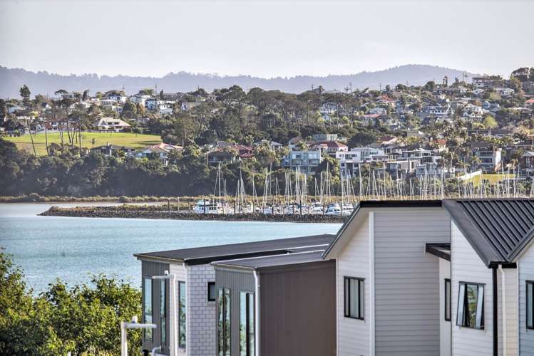 2/10 Scott Road Hobsonville_37