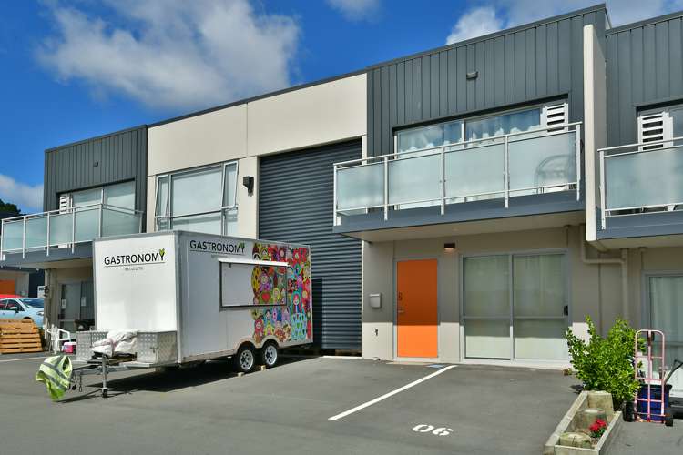 6/45 Karepiro Drive Stanmore Bay_0