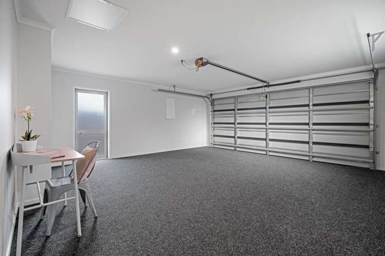 54 Awataha Crescent Pyes Pa_20