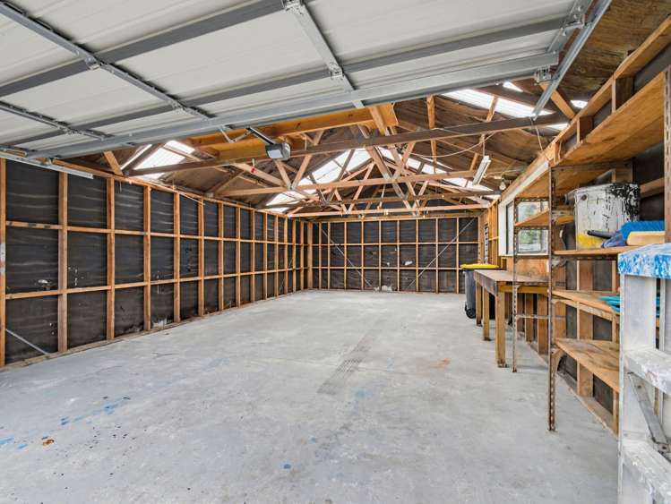 46 Stanbury Avenue Somerfield_27