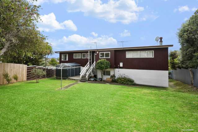 558a Beach Road Rothesay Bay_1