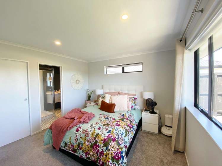 66 Sunline Av Lincoln_10