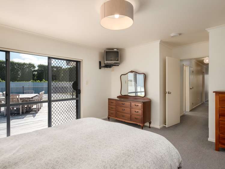 18 Jackson Road Hexton_10