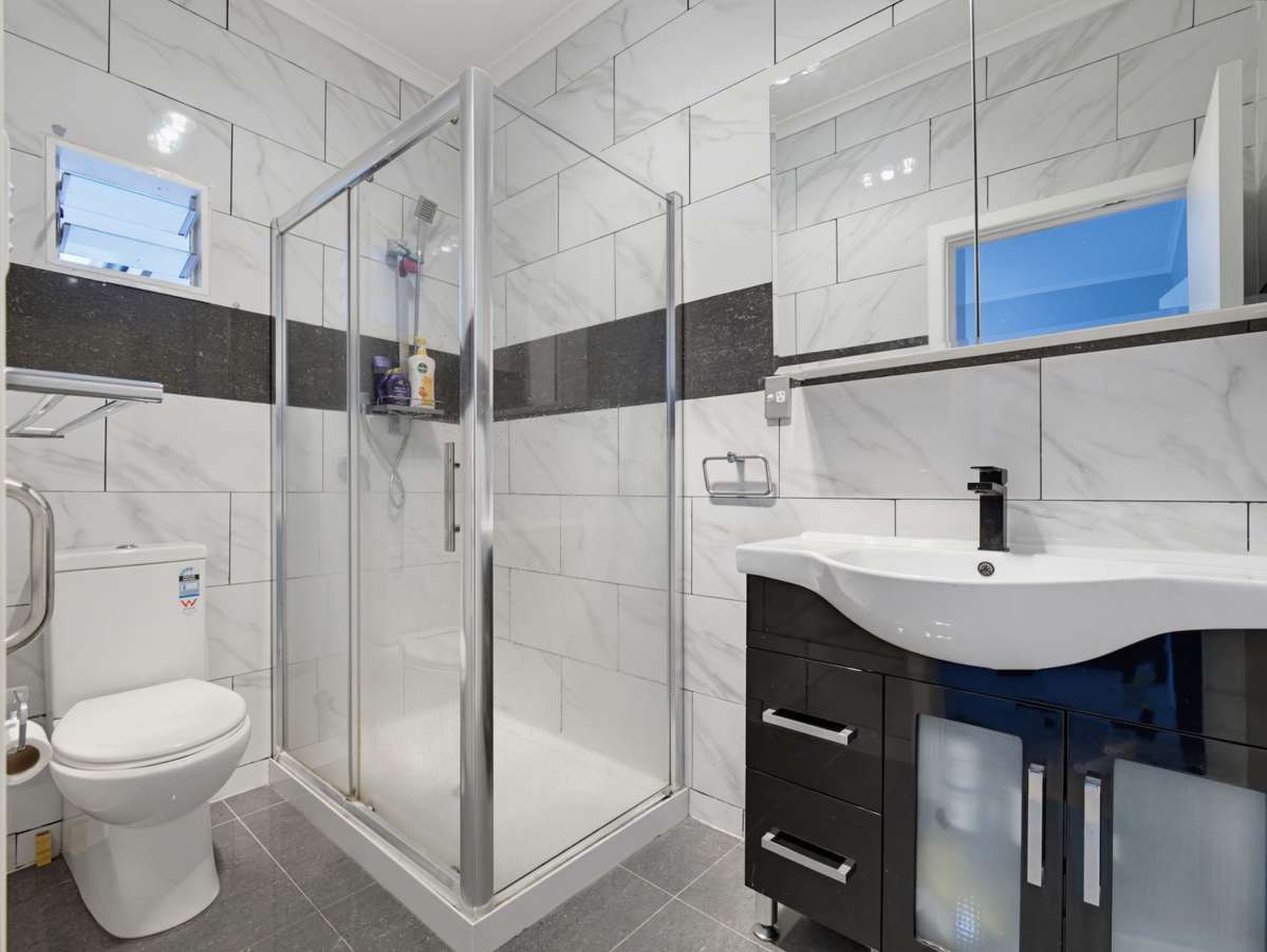 19 Dryden Avenue_3