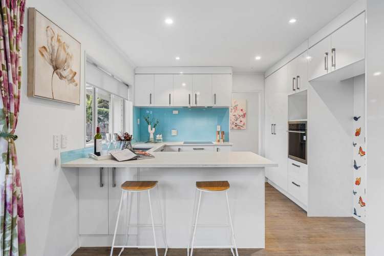 2/329 Botany Road Golflands_10