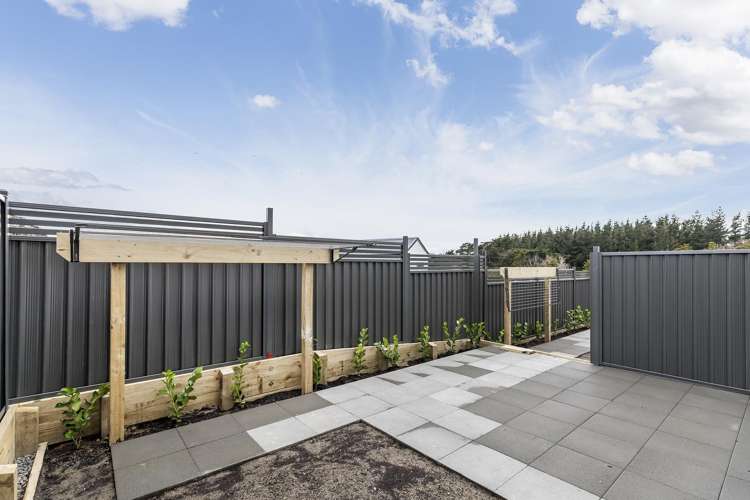 19, 21 & 23 Ruru Lane Kenepuru_15