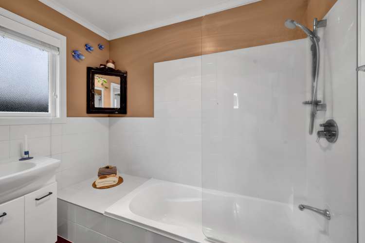 19 Lawry Street Blagdon_24