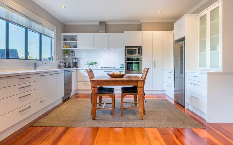 63 Staincross Street Green Bay_2