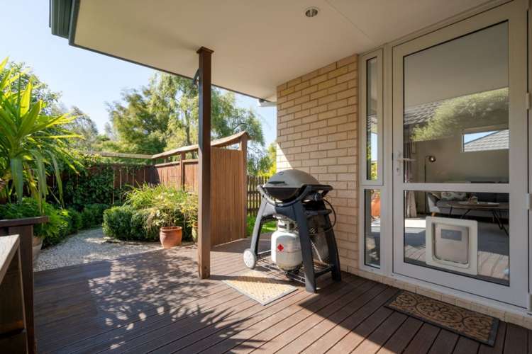 23 Famille Close Yaldhurst_15