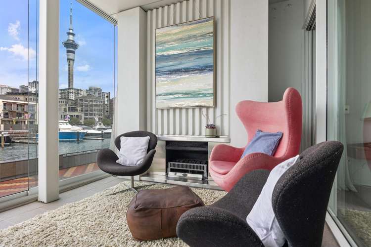 206/83 Halsey Street_3