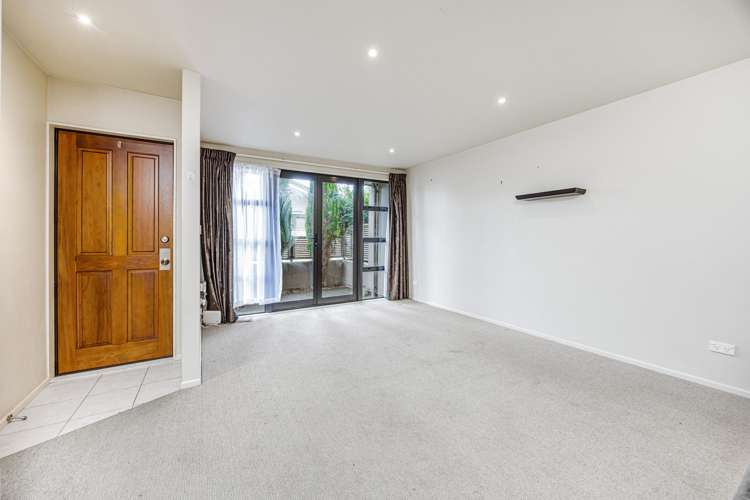 31/8 Landscape Road Papatoetoe_6