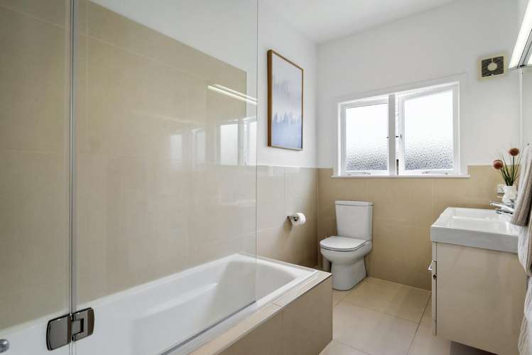 165 Vauxhall Road Narrow Neck_22