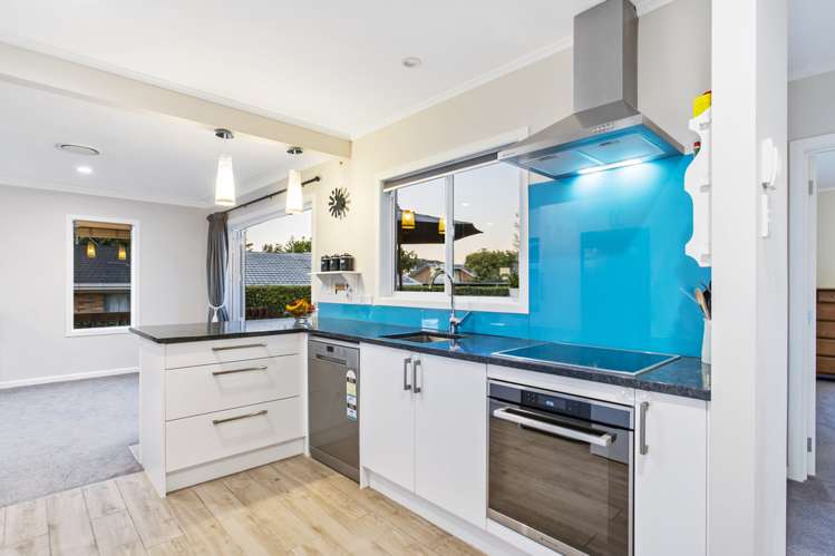 230b Te Atatu Road Te Atatu South_22