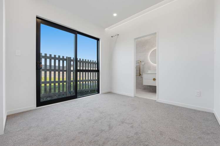 16 Furlough Road Papakura_15