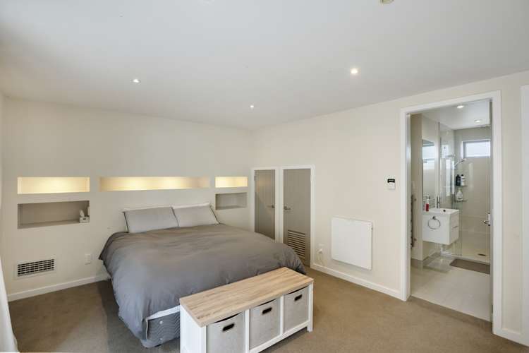 2 Buick Street Petone_32