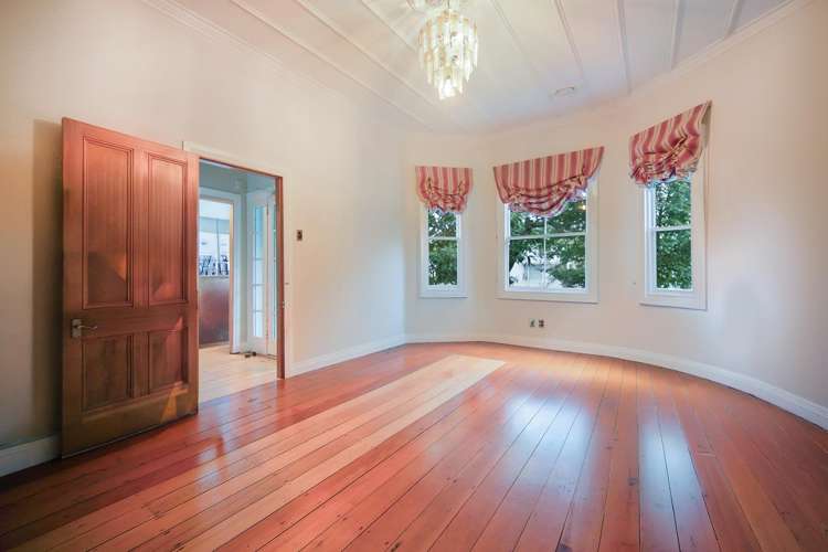 13 Essex Road 1728_1