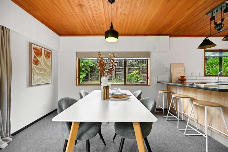 804 River Road Chartwell_6