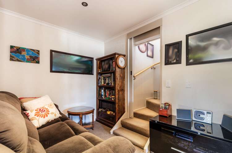 7 Hampstead Place Richmond Heights_19