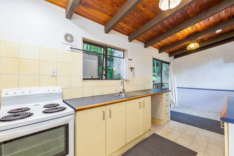 271 Huia Road Titirangi_5